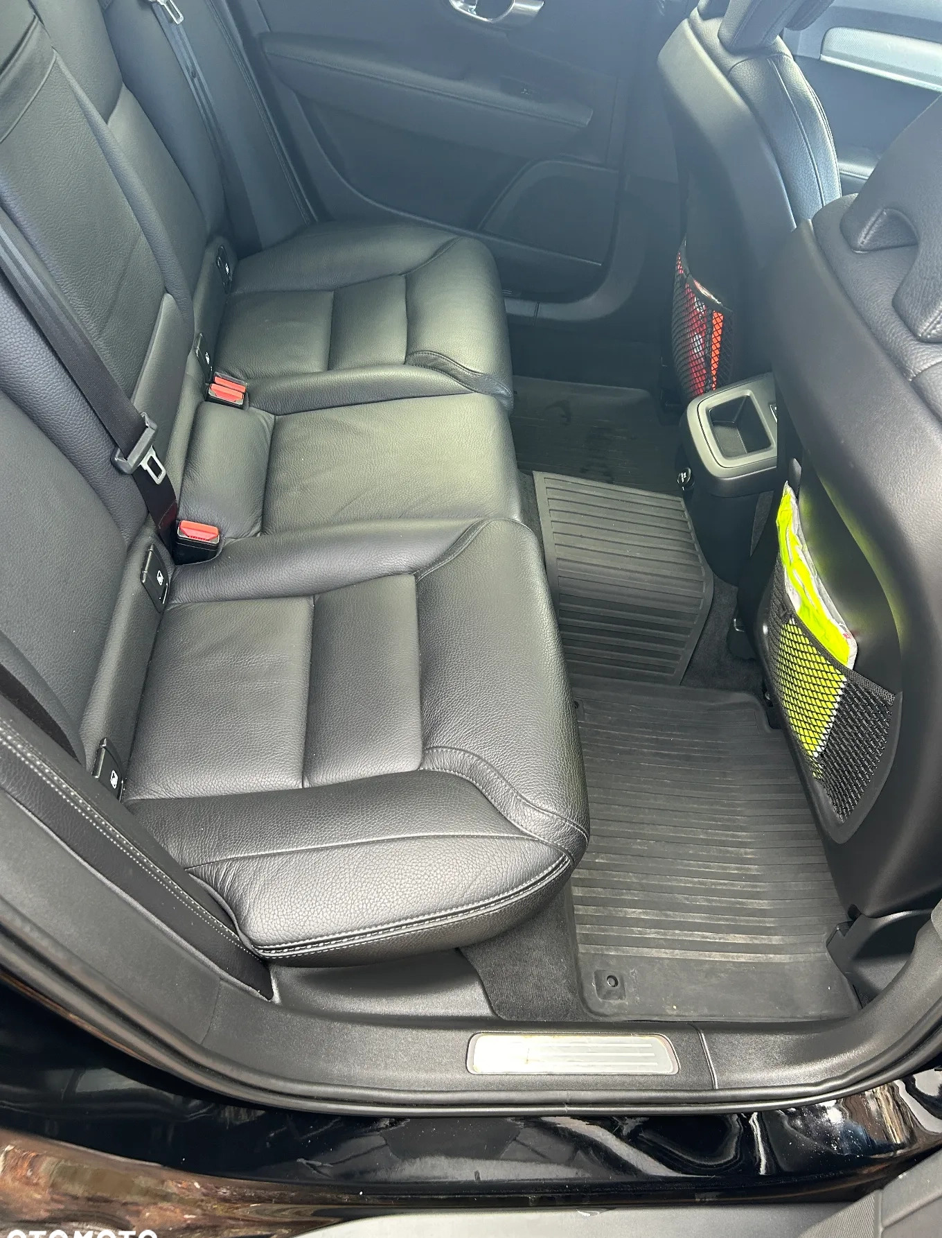 Volvo V90 Cross Country cena 142677 przebieg: 160000, rok produkcji 2019 z Kielce małe 596